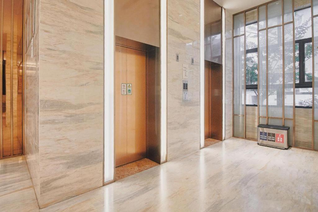 Ji Hotel Shanghai Hongqiao Yan'An XI Road Exterior photo