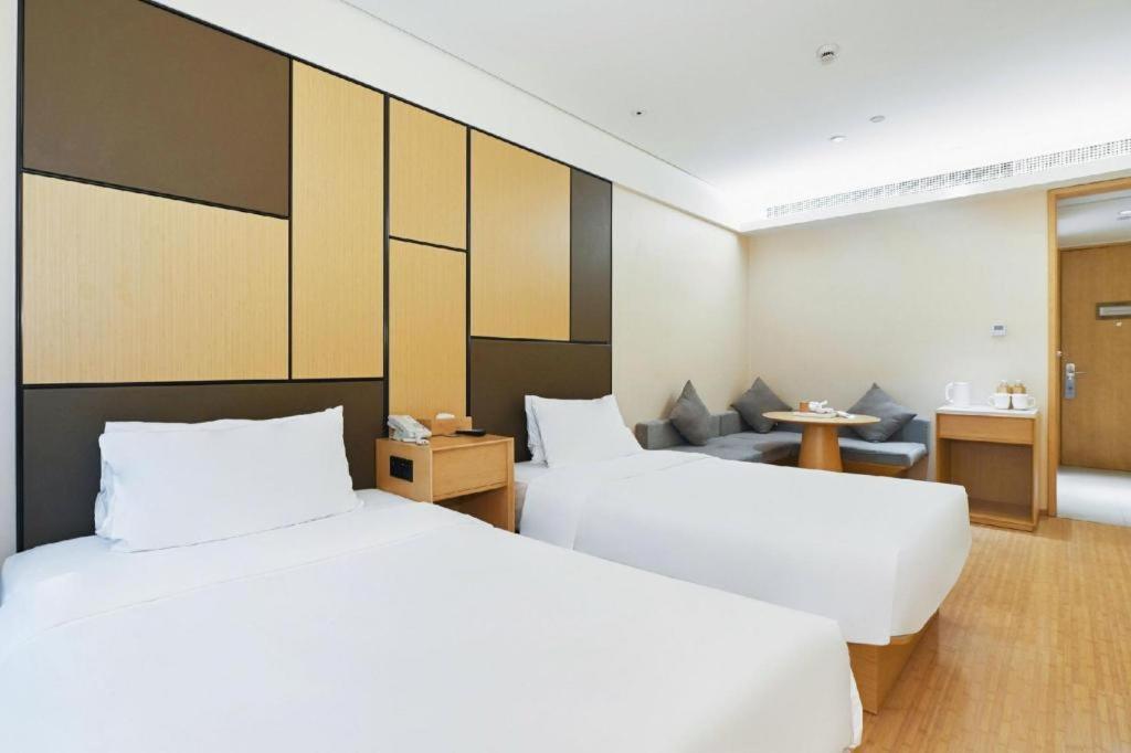 Ji Hotel Shanghai Hongqiao Yan'An XI Road Exterior photo