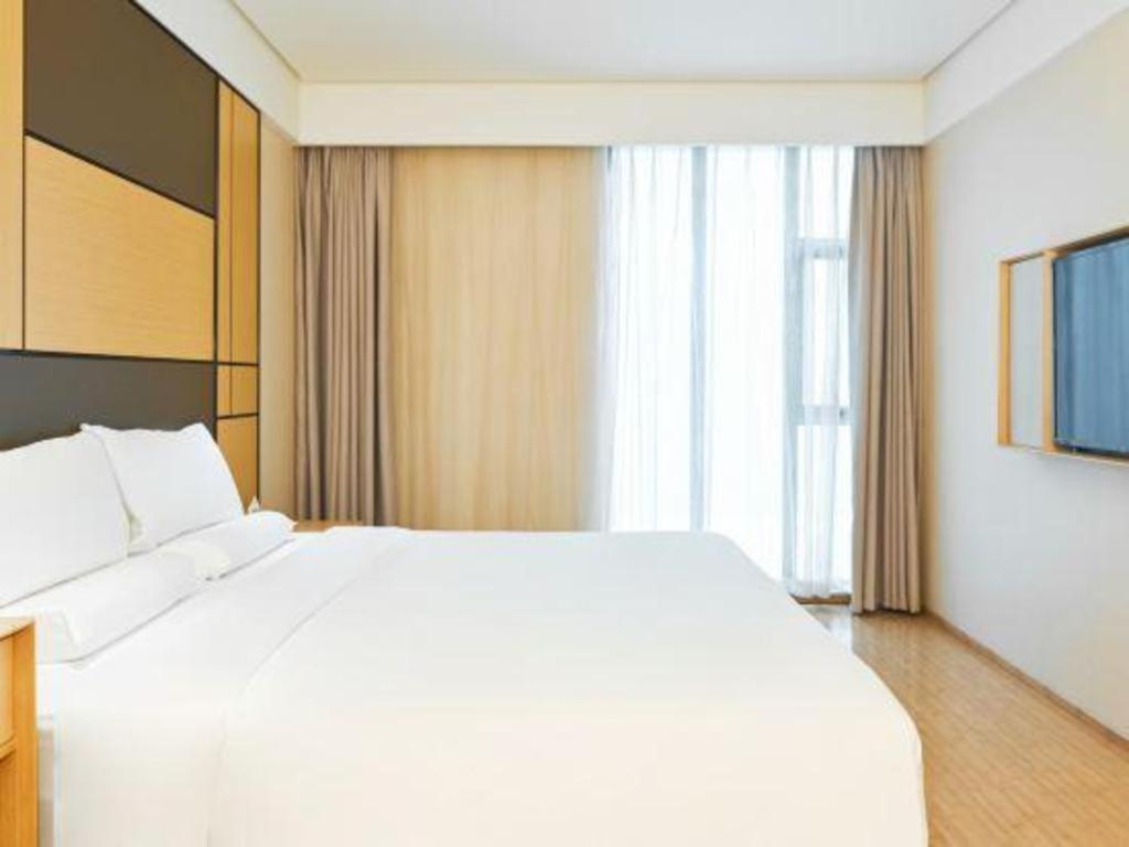 Ji Hotel Shanghai Hongqiao Yan'An XI Road Exterior photo