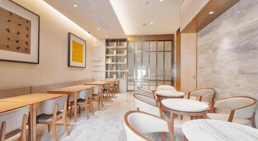 Ji Hotel Shanghai Hongqiao Yan'An XI Road Exterior photo