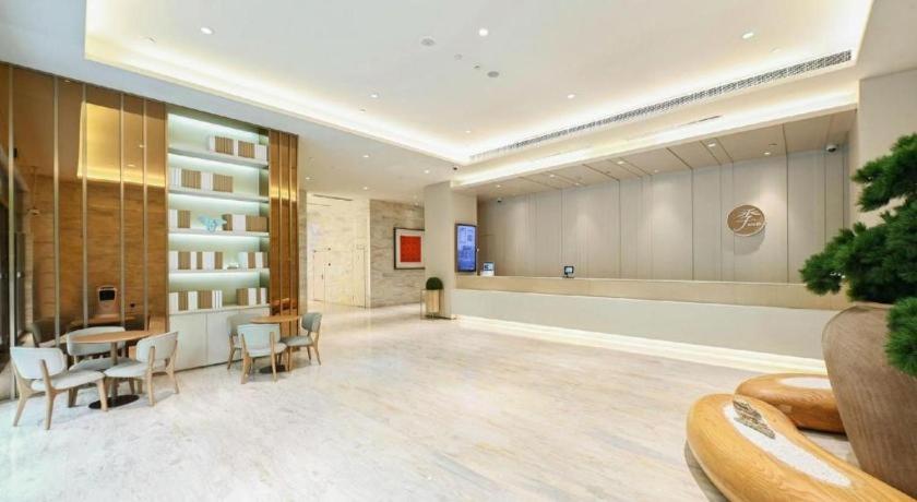 Ji Hotel Shanghai Hongqiao Yan'An XI Road Exterior photo